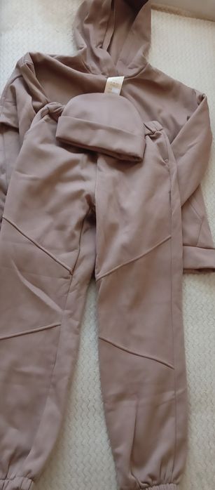 Продам костюм спортивний на флісі тройка новий