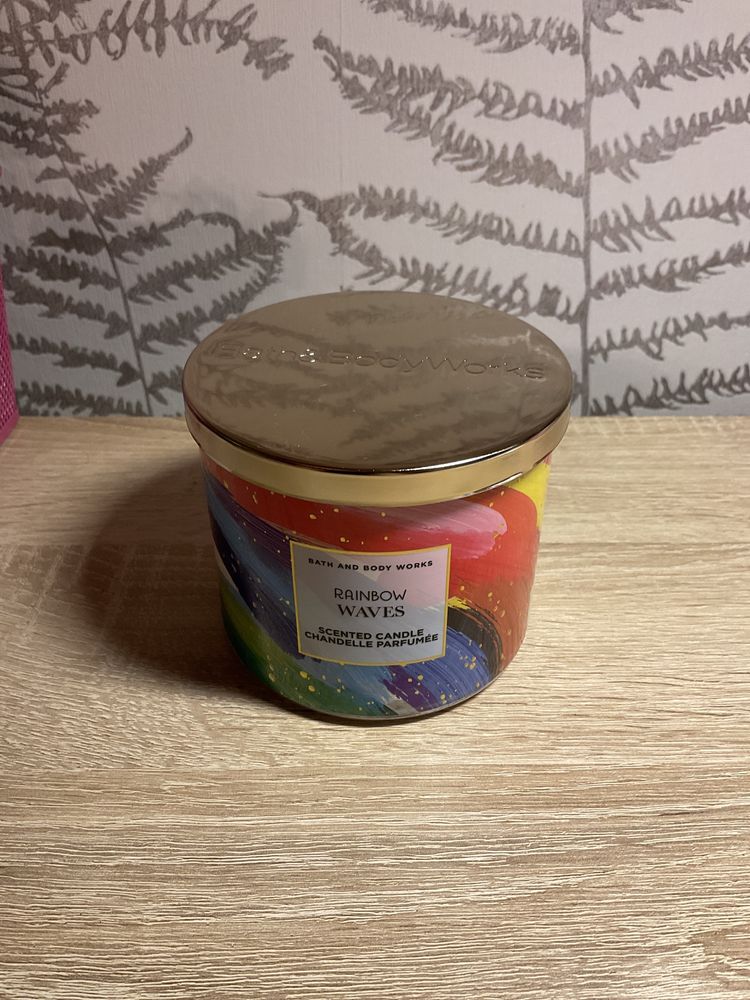 Bath and Body Works świeca zapachowa Rainbow Waves