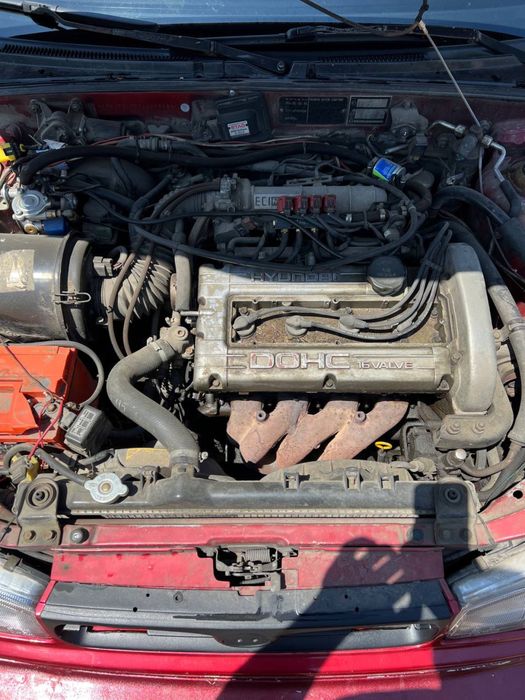 Продам машину HYUNDAI Lantra 1.6 1993