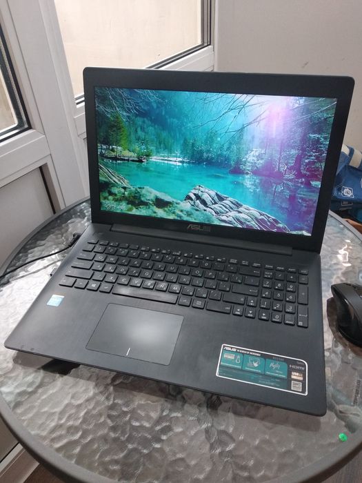 Ноутбук Asus R515M