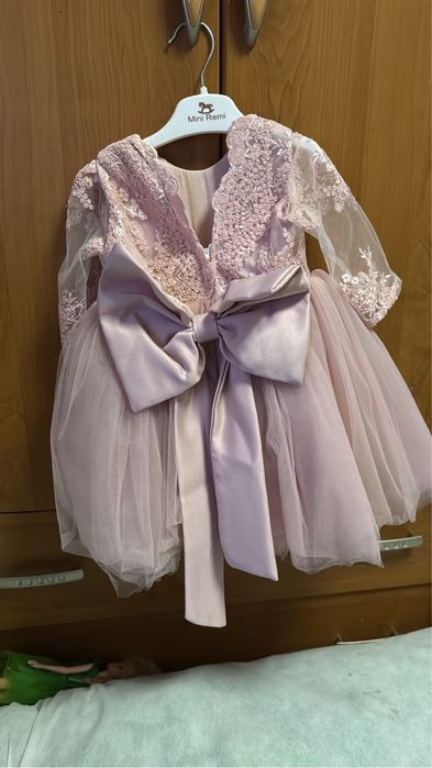 Сукня б/у з довгим рукавом