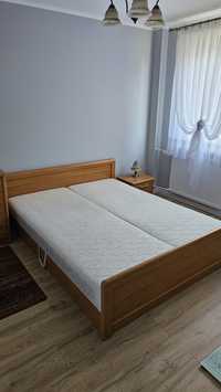 Sypialnia łóżko komoda stoliczki nocne