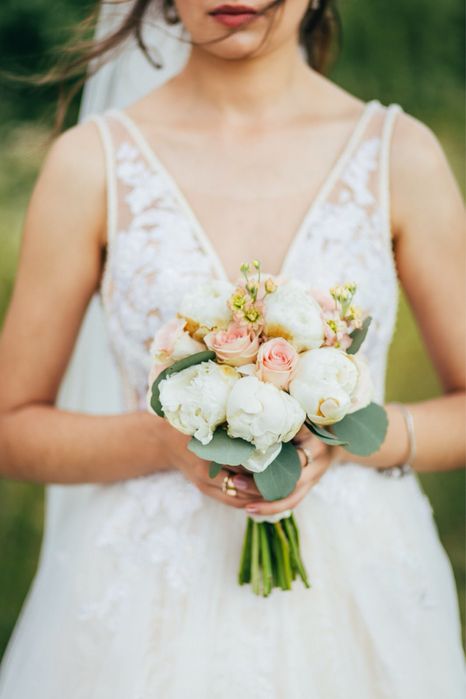 Весільна сукня