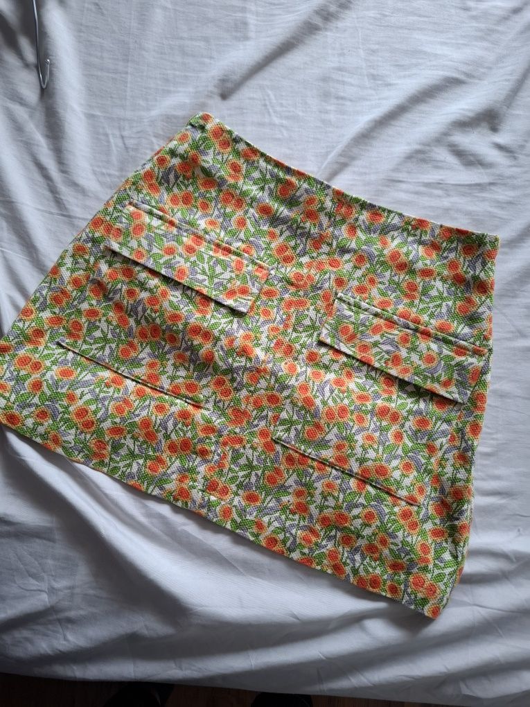 Spódnica mini 158 164 kwiaty
