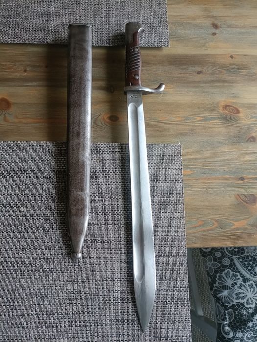 Bagnet Pruski , liść