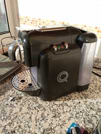 Máquina café delta q