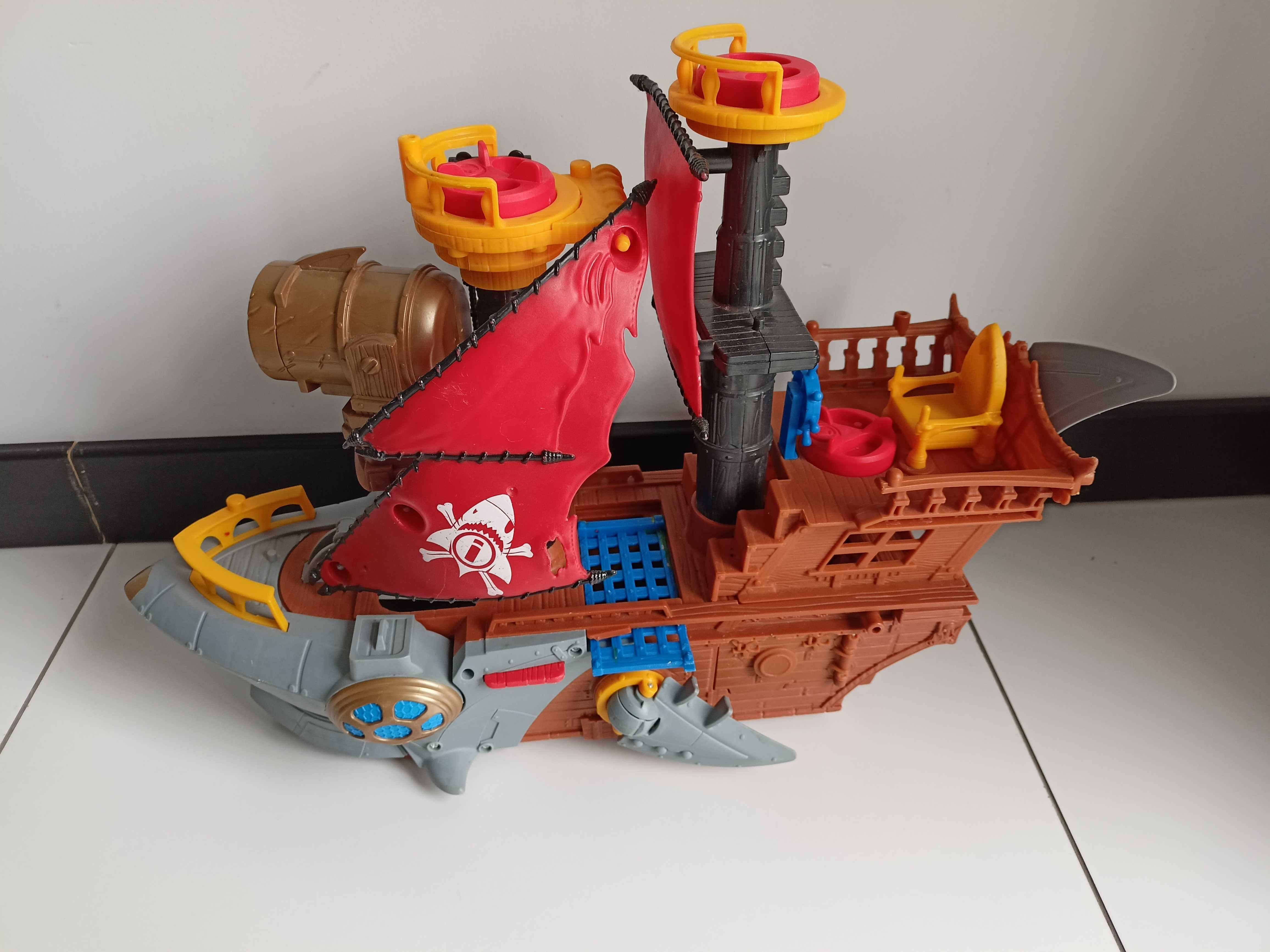 Statek piracki rekin imaginext Fisher Price