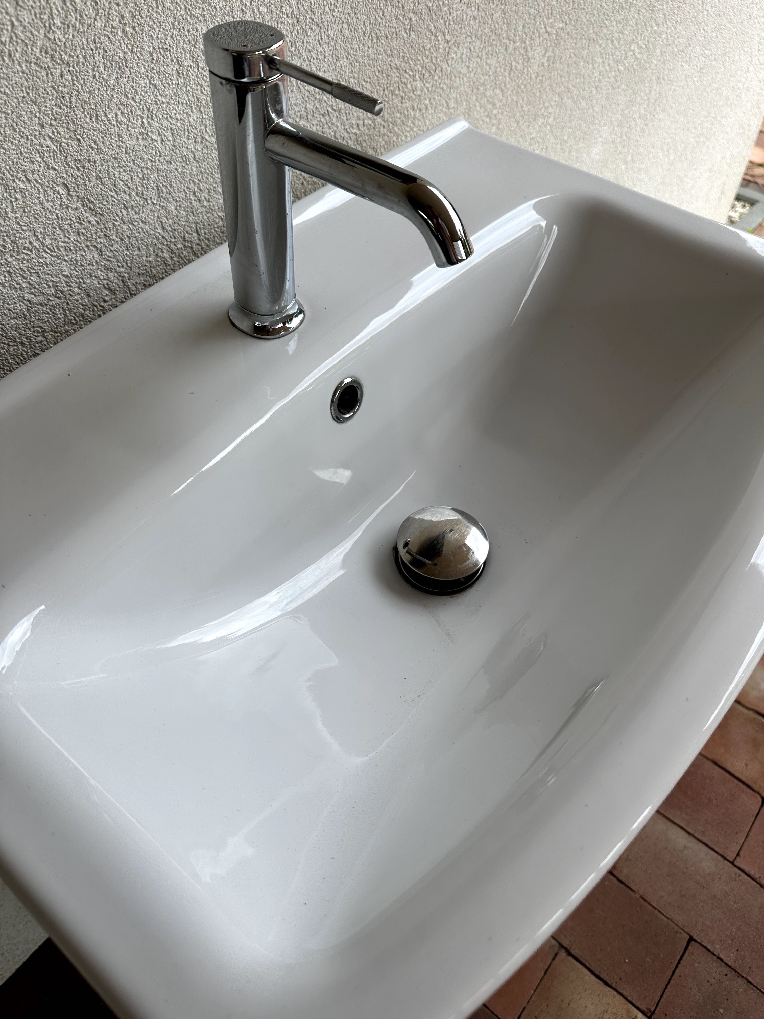 Szafka łazienkowa z umywalką i baterią (komplet) Cersanit