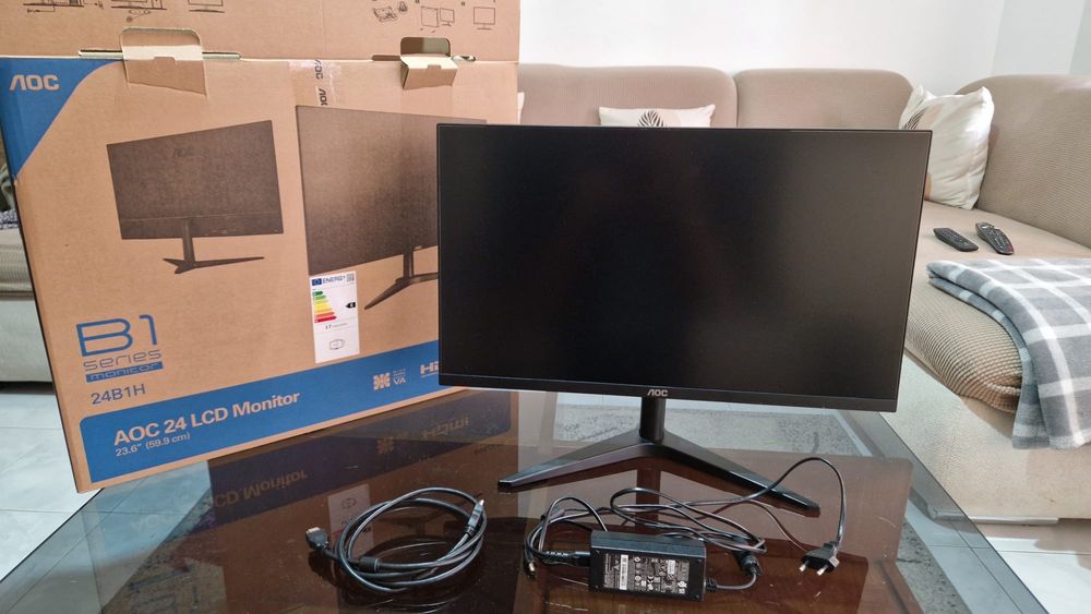 AOC 24 LCD monitor