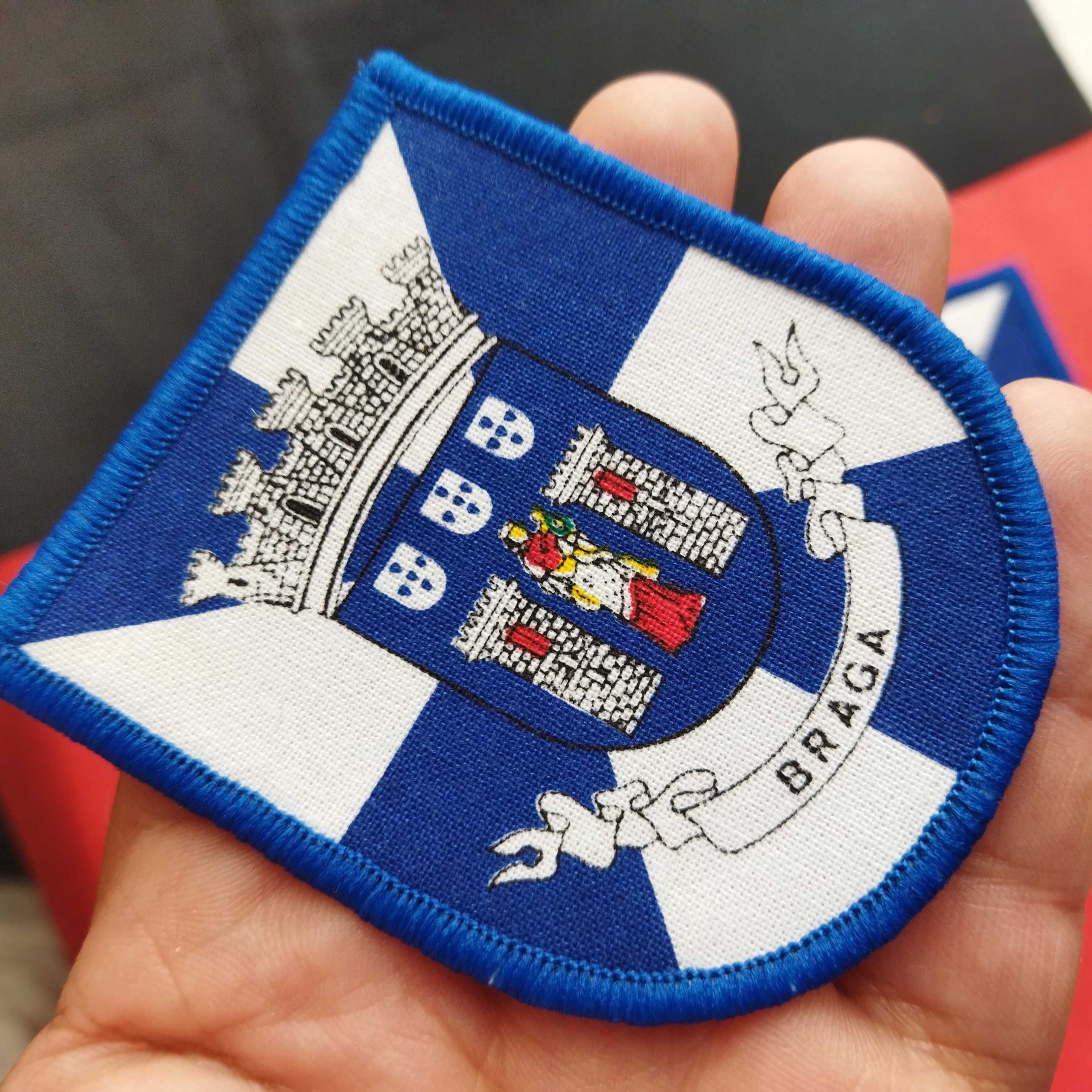 2 Braga 2 emblemas cidade de Braga. Capa estudante