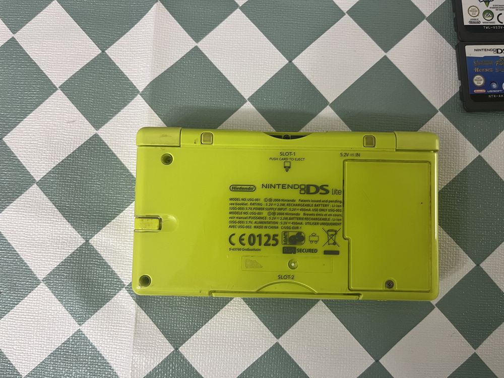 Nintendo ds lite verde c/jogos e bolsa