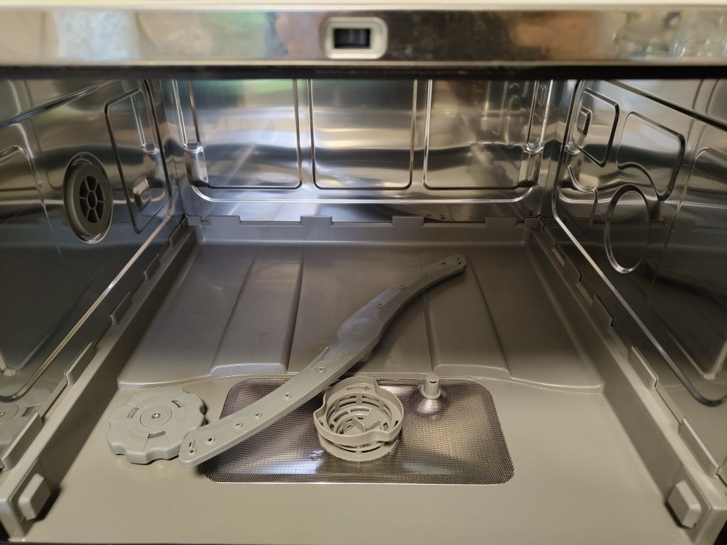 Посудомийна машина Midea MCFD55500W-C