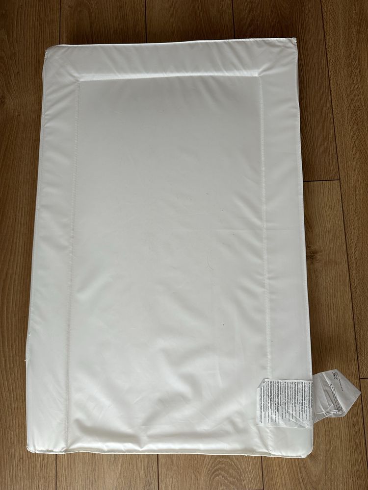 Mata do przewijania materacyk na przewijak Ikea Vadra 48x74