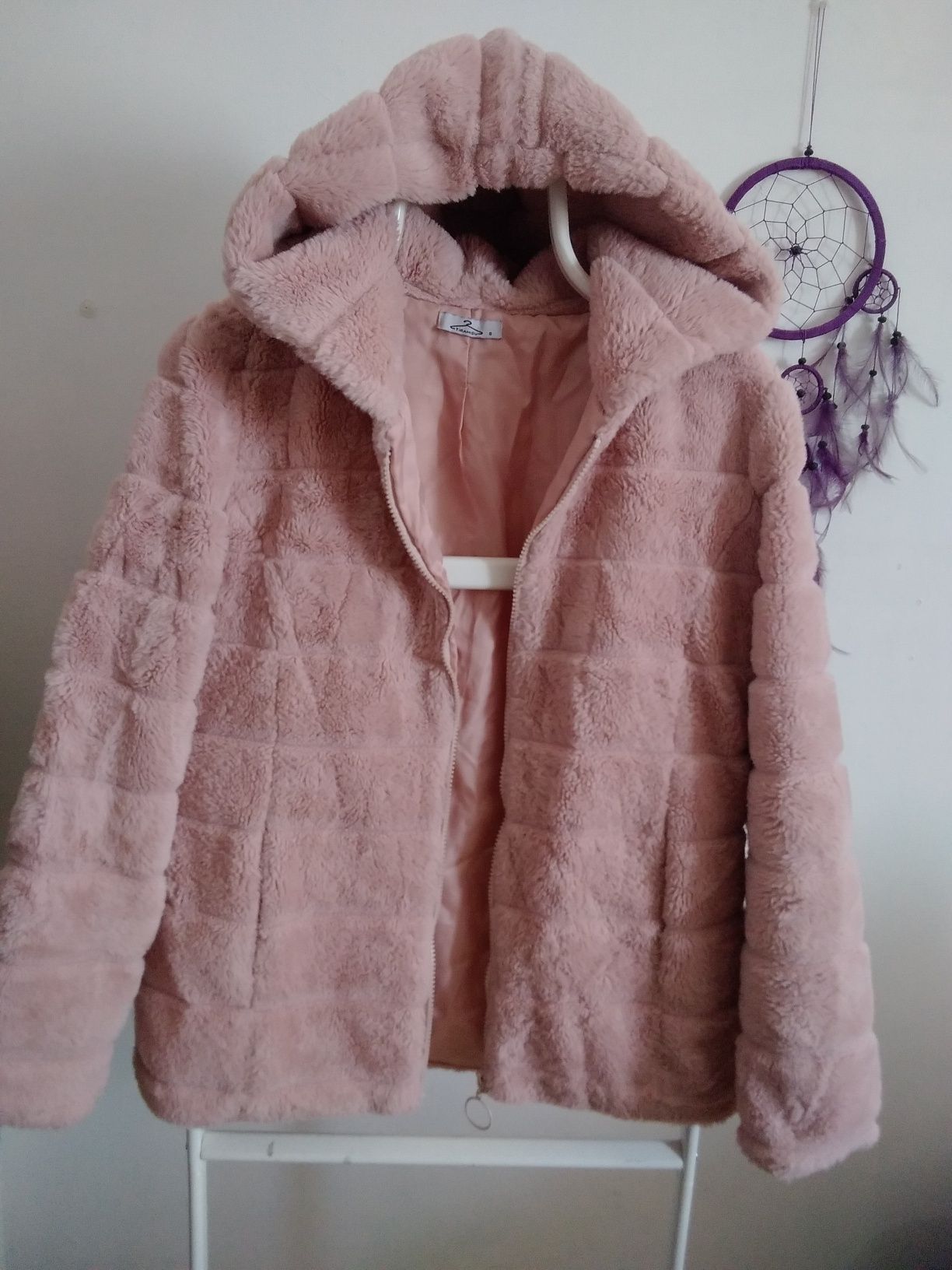 Casaco inverno, pelo rosa tamanho etiqueta S