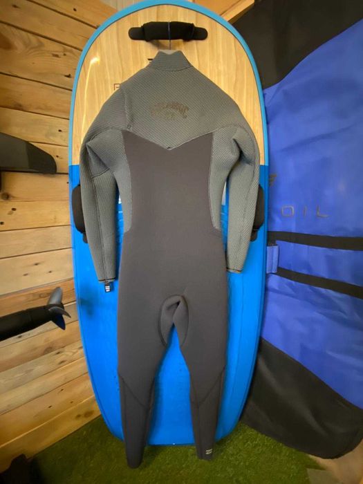 Lote de Roupa Nova de Marca para Revenda (Billabong, All-In, Mystic)