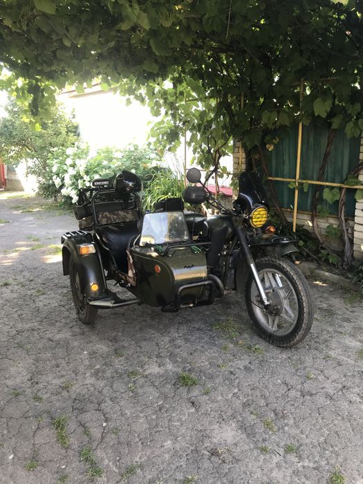 Мотоцикл МТ 11 з колякою