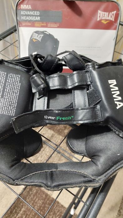 Шолом тренувальний б/в, чорний, Everlast MMA Headgear 7420LXL, р. XL