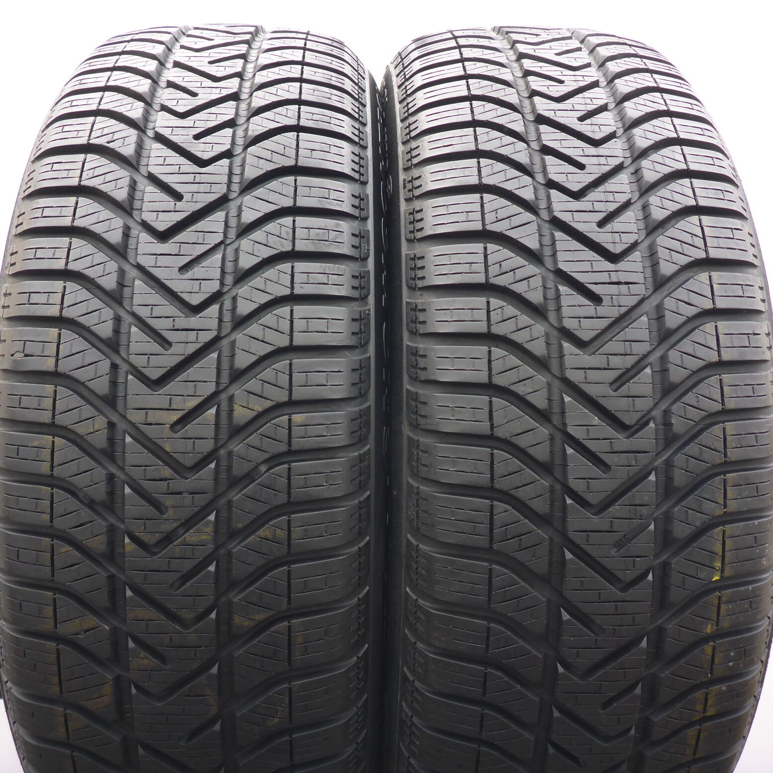 Opony 195/55/17 Pirelli 195/55R17 W210 92H Zimowe 2016, 2022 7,2-8mm