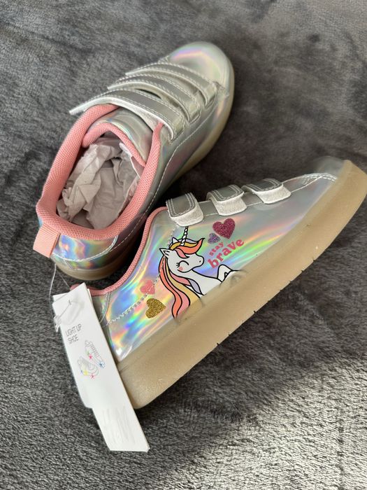 Кросівки H&M з підсвіткою для дівчинки. Єдиноріг. Розмір 31