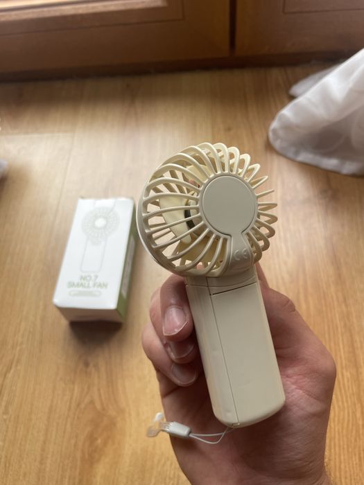 Wiatraczek na baterie