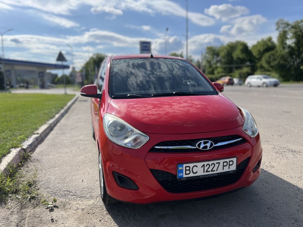 Hyundai i10 2011р 1.1бензин