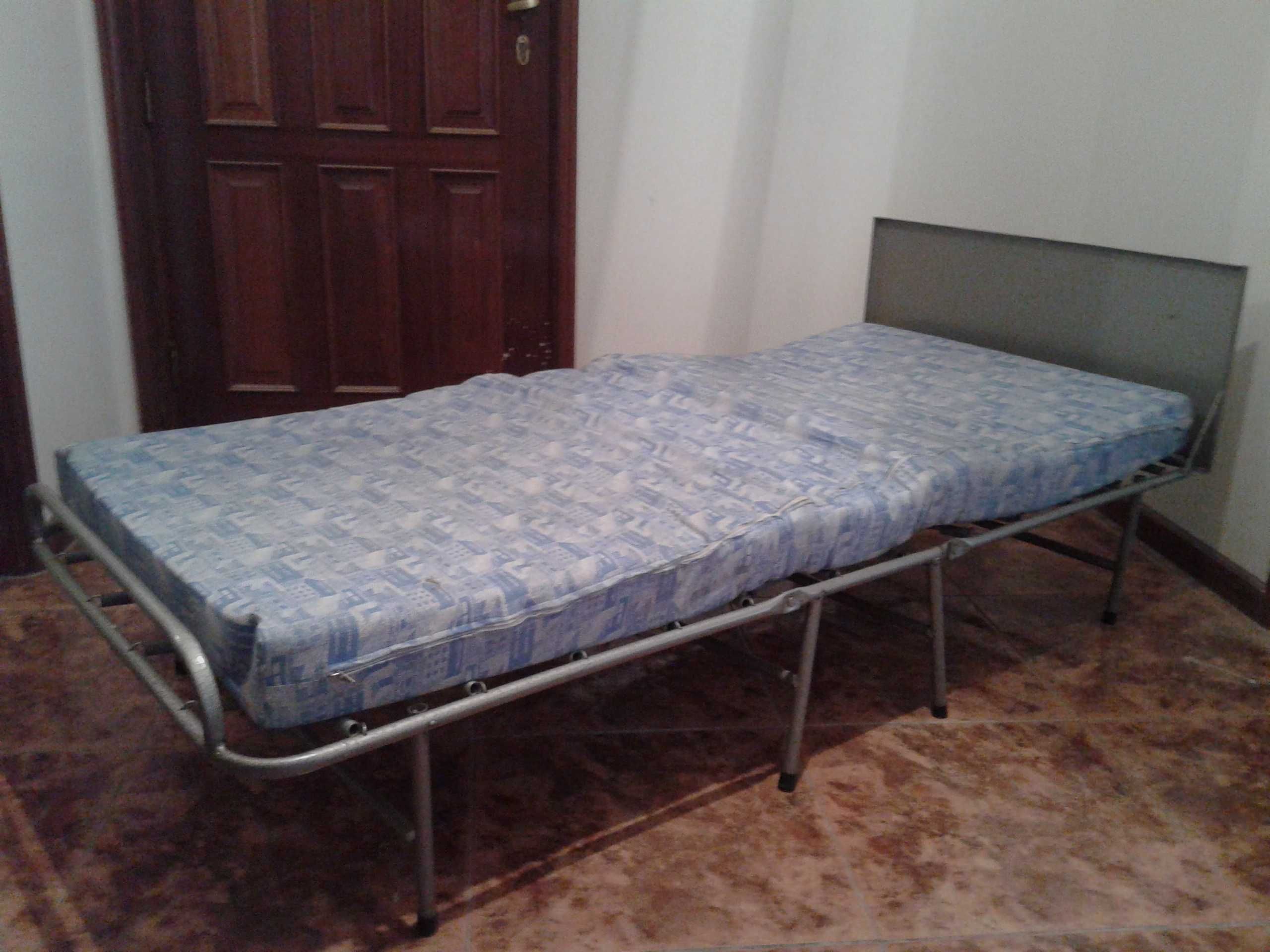 Cama ferro (abrir e fechar)
