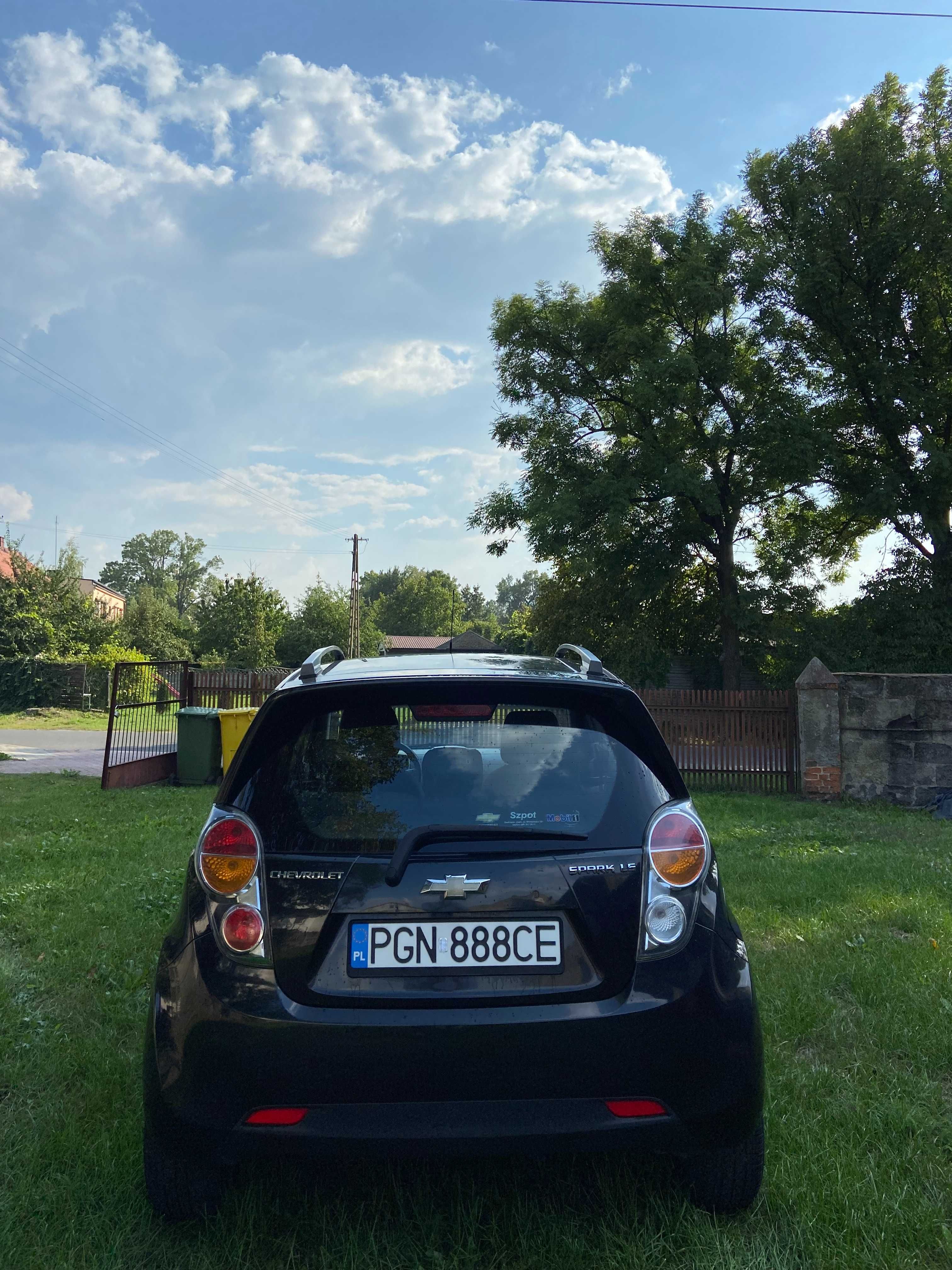Sprzedam Chevrolet Spark bezwypadkowy 2010r. +komplet opon zimowych