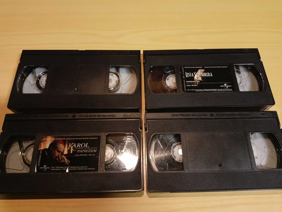 Kasety video VHS bez pudełek 4szt (Lista Shindlera, Karol człowiek..)