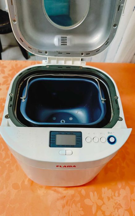 Máquina de fazer pão FLAMA