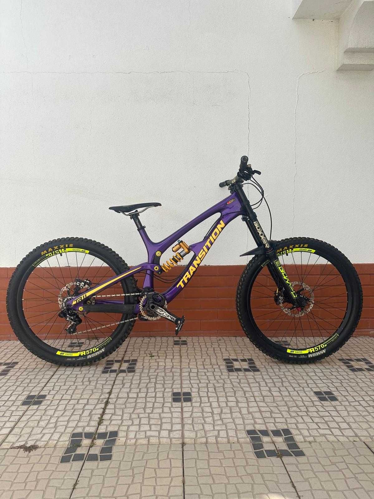 Bicicleta Downhill Transition tr 11 carbon - L