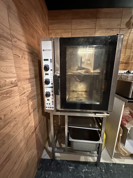 Piec konwekcyjny Hendi + podstawka – sprawny, 1200 zł