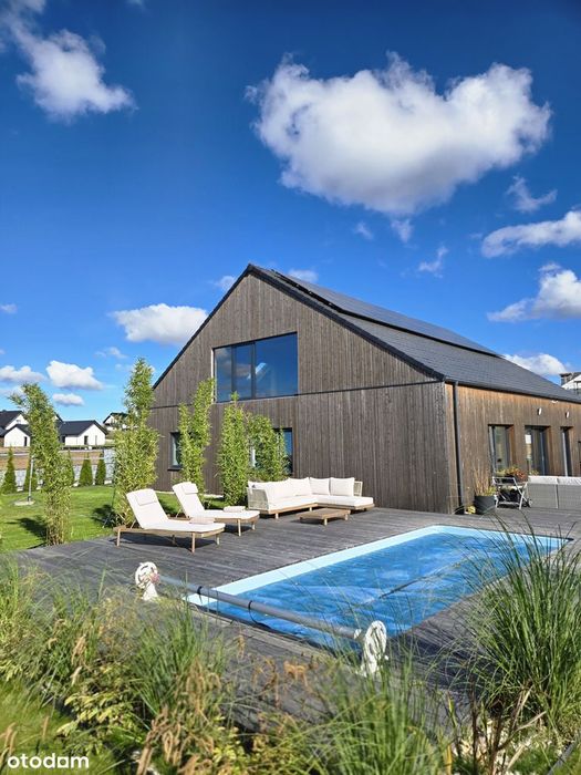 Wyjątkowy dom w stylu nowoczesnej stodoły z basenem,  Czaple