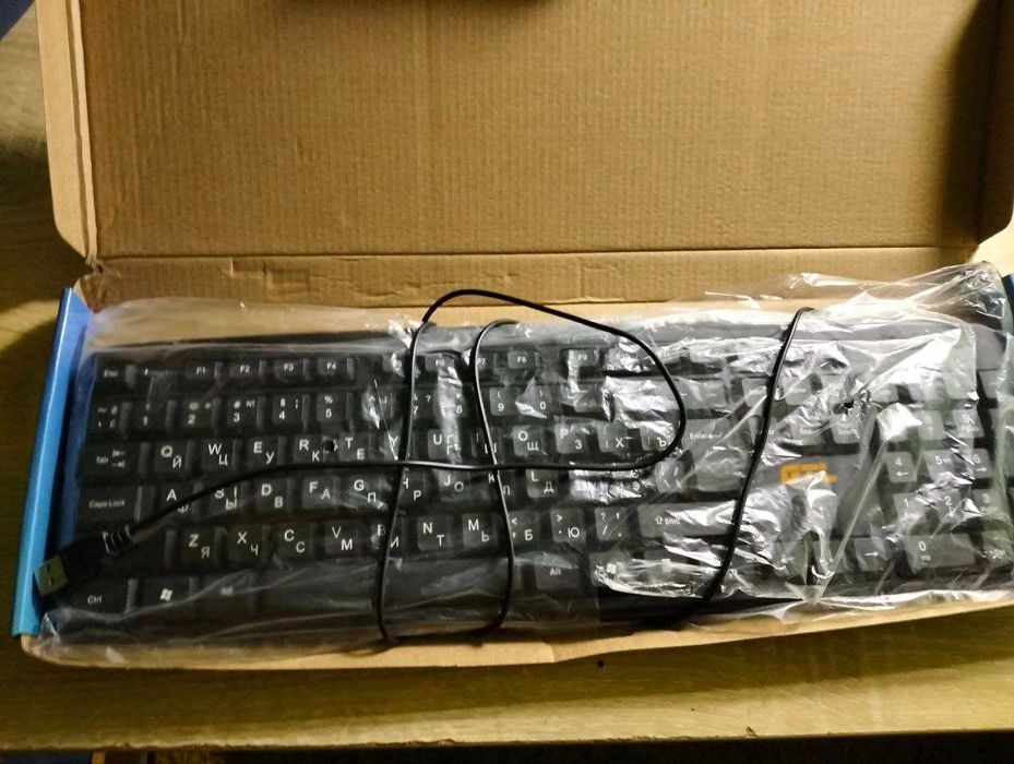 Клавіатура дротова