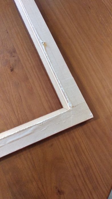 Moldura para tela em madeira