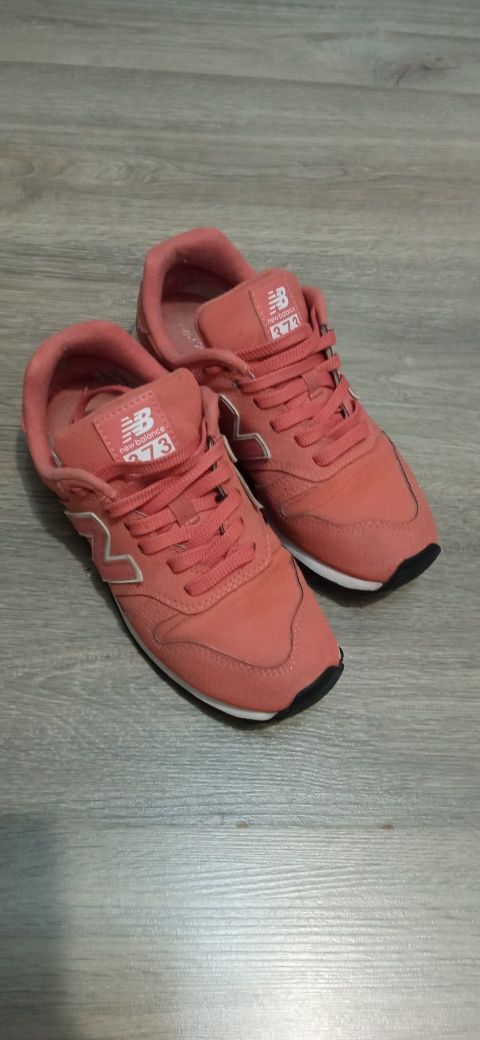 Кросівки New balance оригінальні