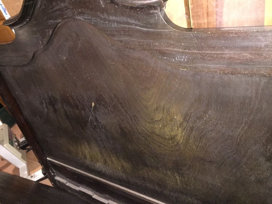Cama Vintage em pau preto