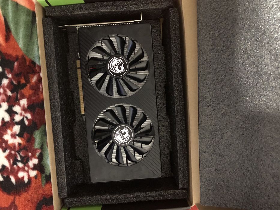 Placa de video Rx 580 8gb nova nunca usada