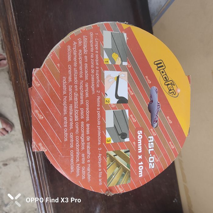 4 rolos de fita anti derrapante