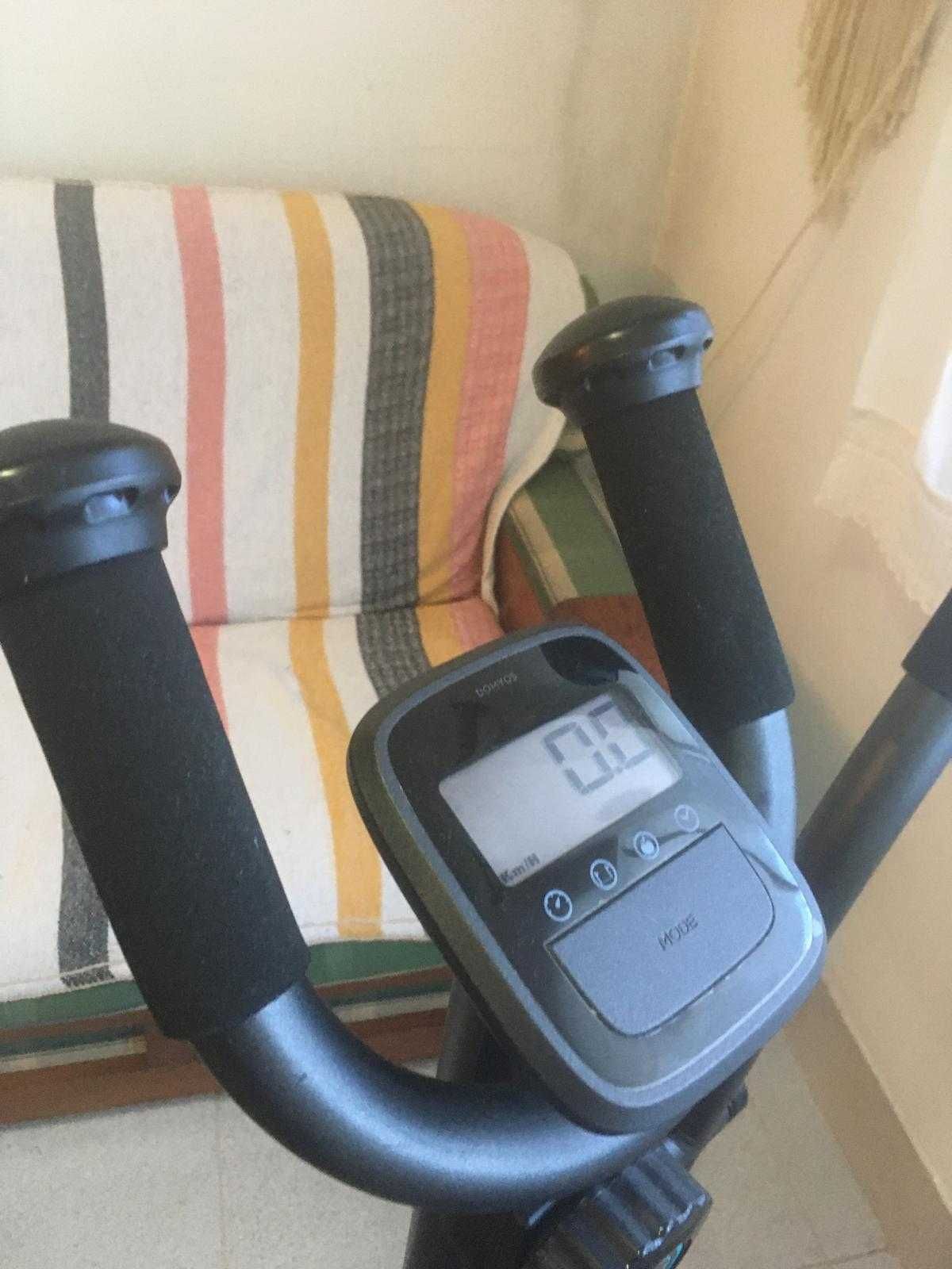 Bicicleta Elíptica de Cardio Training DOMYOS 100, como nova