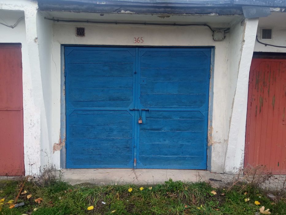 Sprzedam garaż murowany