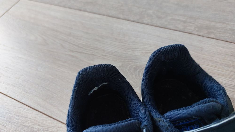 Trampki chłopięce batman, adidasy, r. 26