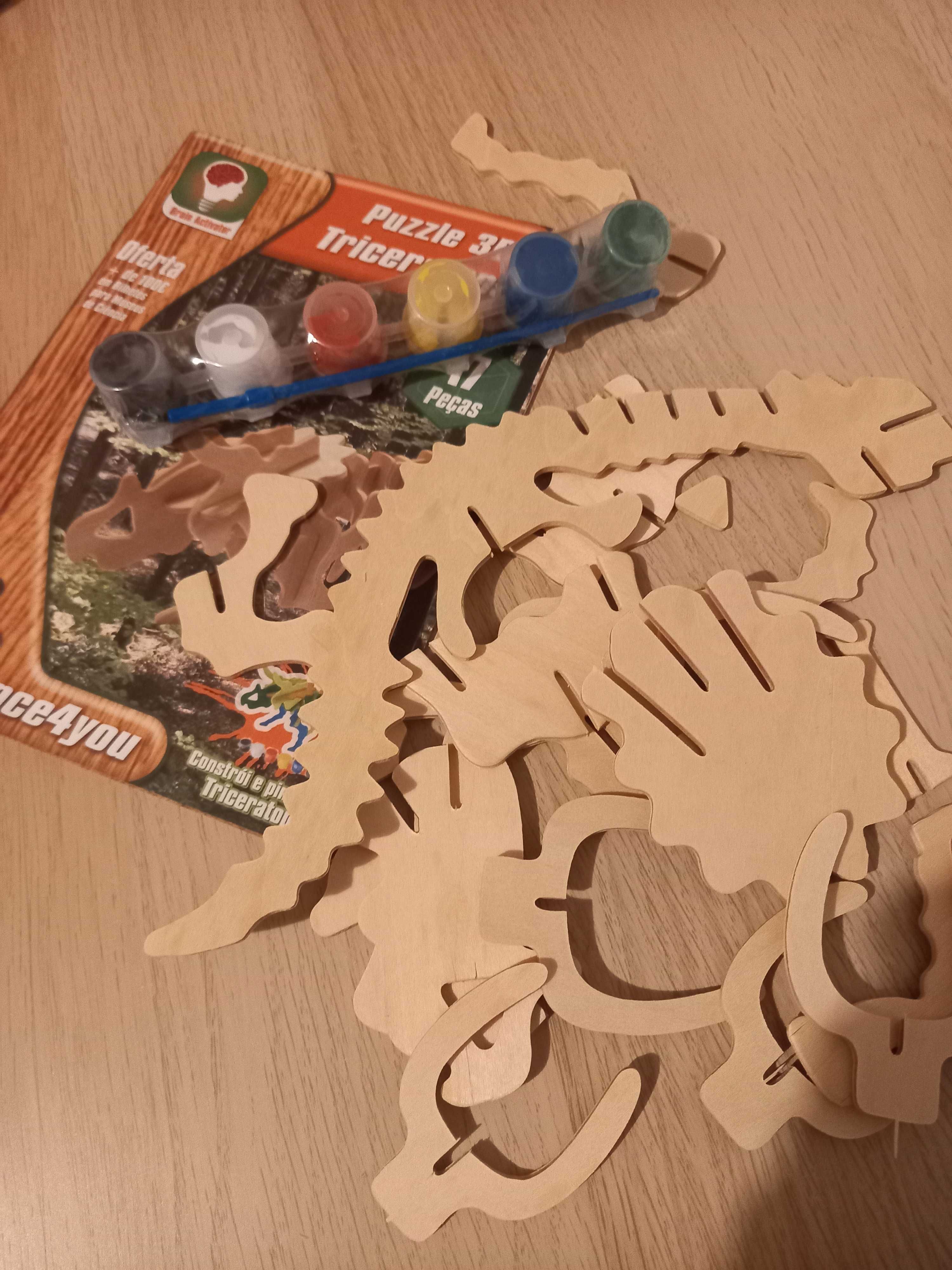 Puzzle 3 D Triceratops - 17 peças - Novo