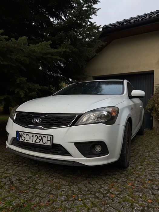 Kia Ceed Kia ceed- 2011r, 1.6 benzyna, 3-drzwiowa
