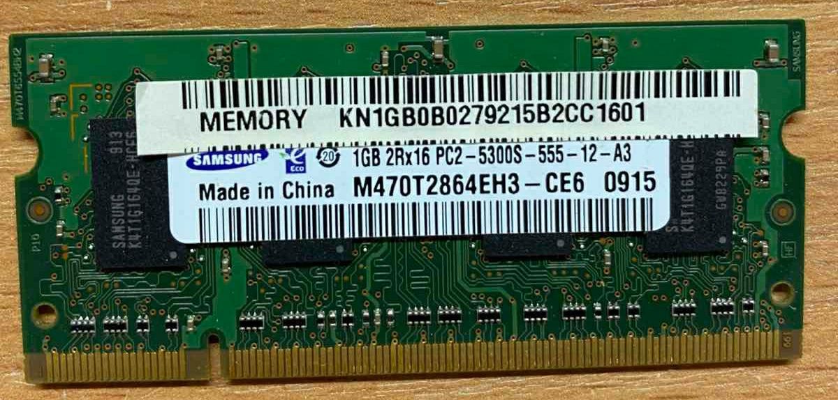 Оперативная память для ноутбука DDR2 2Rx16 PC2-5300s 
1Gb