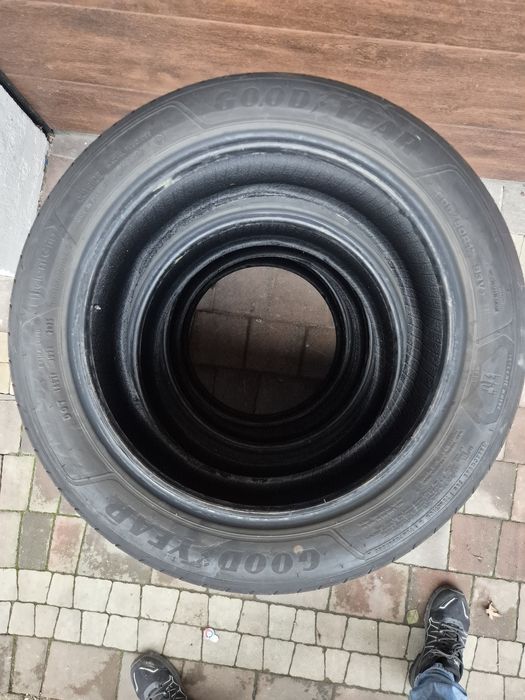 opony Goodyear EfficientGrip Performance 2 205/50/17 93 V letnie lato