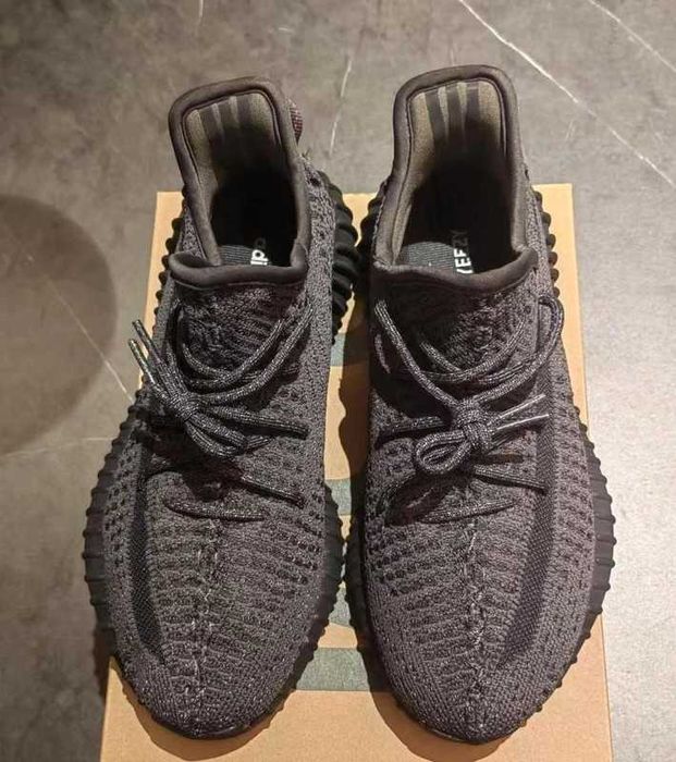 Buty-Trampk-Adidas Yeezy Boost 350 V2 Static Black Rozmiar 42