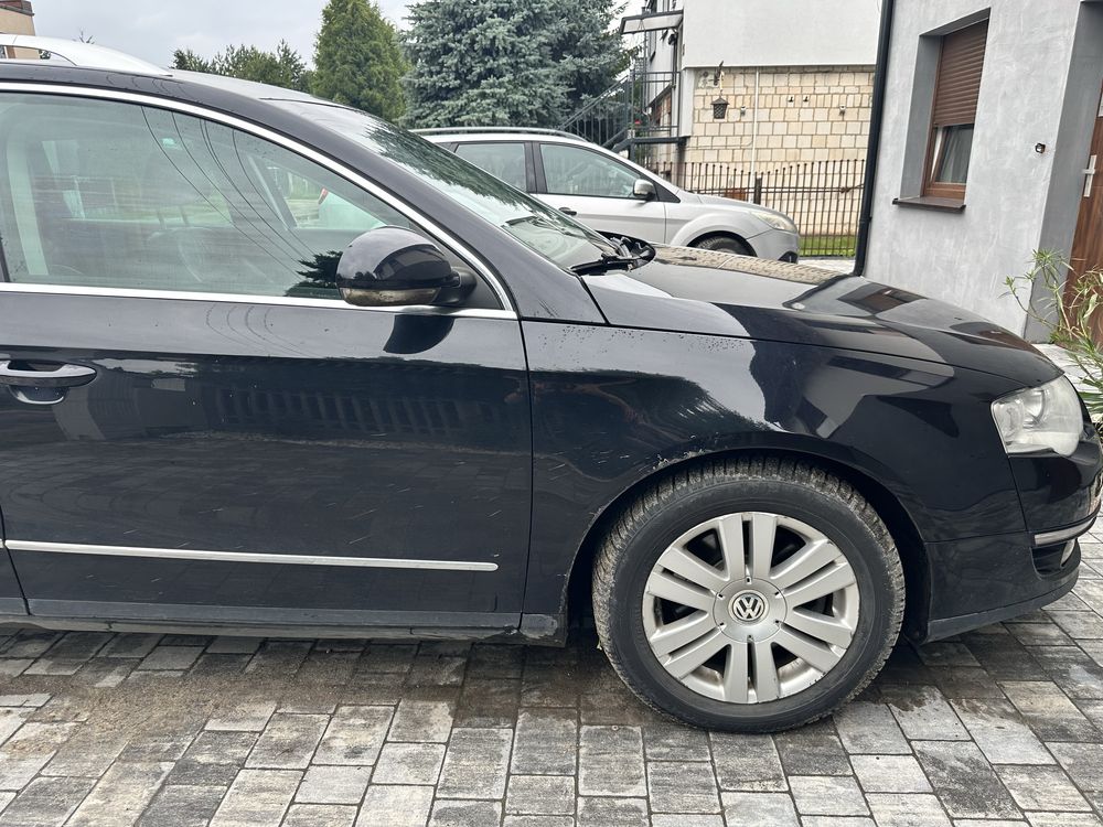 Passat B6 2.0tdi 170KM DSG highline HiFi 2007R
