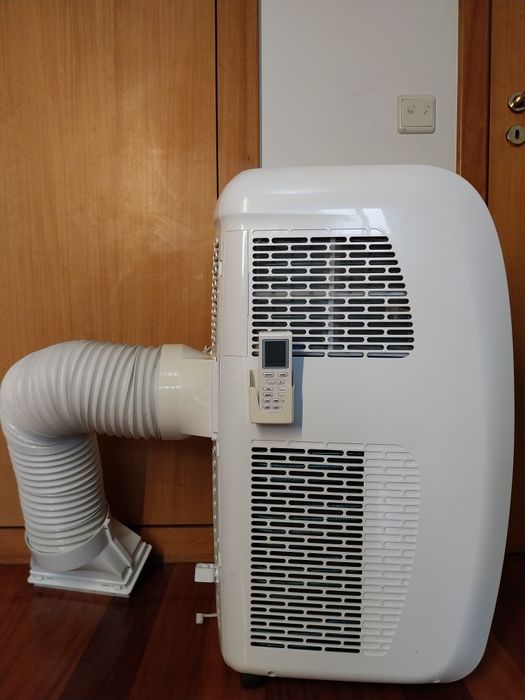 Ar Condicionado Portátil BECKEN BAC2511
C