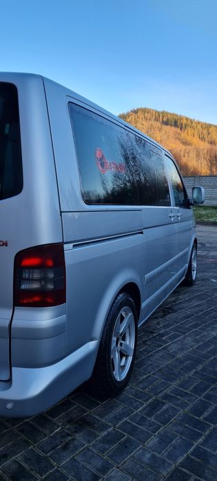 VW Multivan T5 Highline 2.5 TDI
