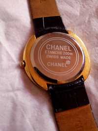 Часы CHANEL в хорошем состоянии